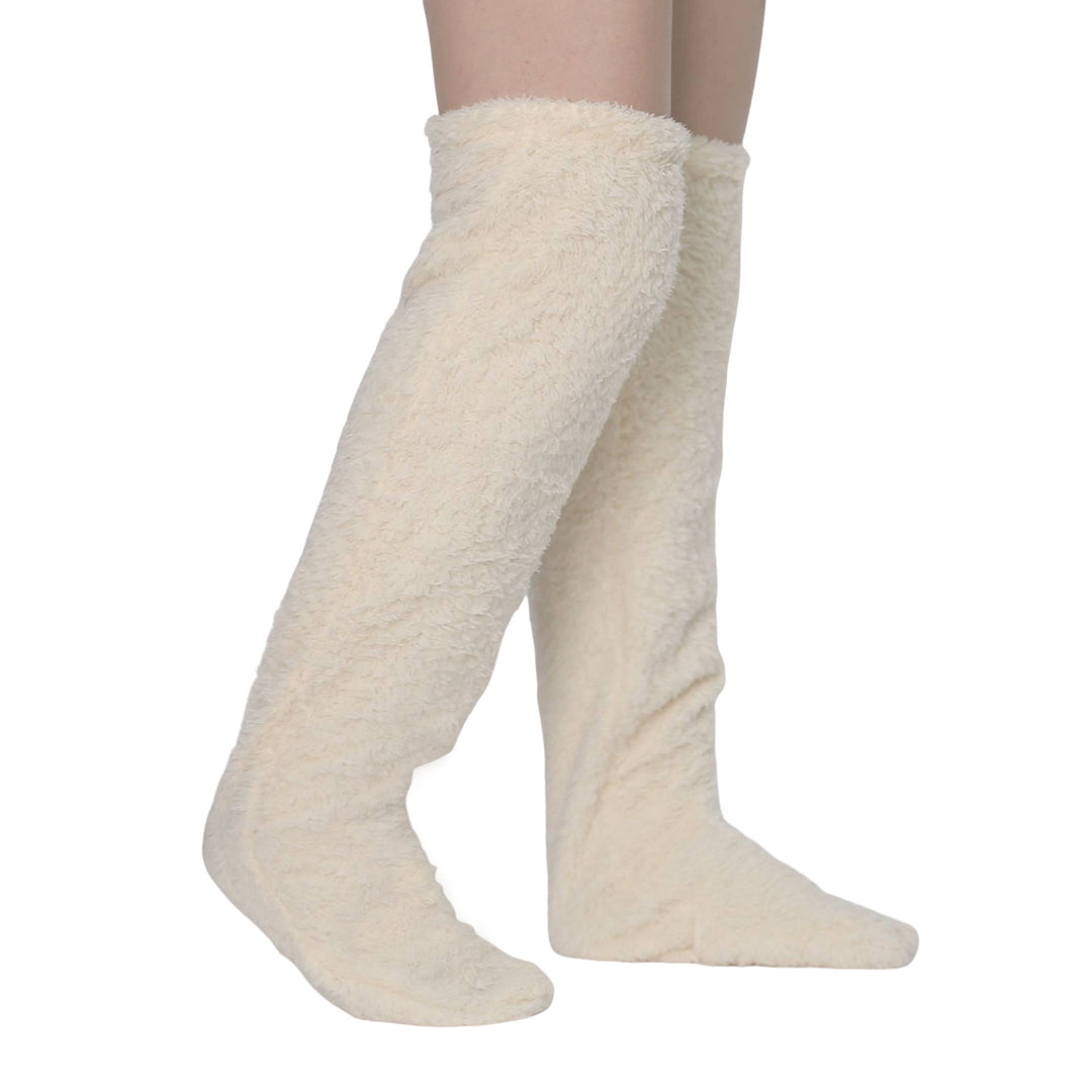 Pluizige effen sokken tot boven de knie