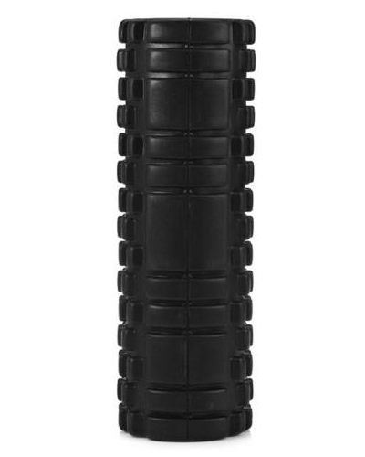 Paarse foam roller met noppenstructuur