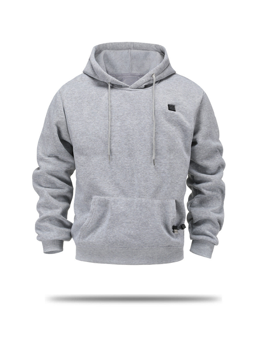 Man in verwarmde hoodie met kangoeroezak