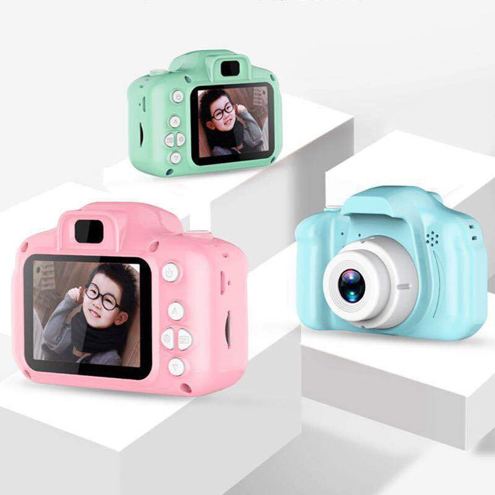 Blauwe digitale kindercamera met scherm