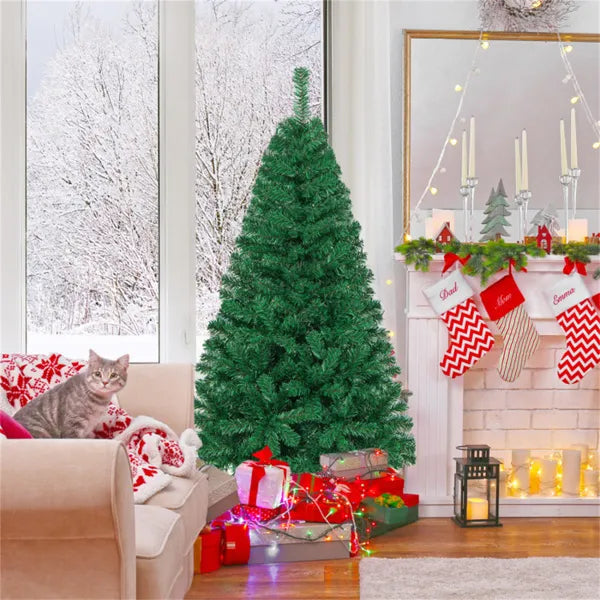 Kleine groene kunstkerstboom
