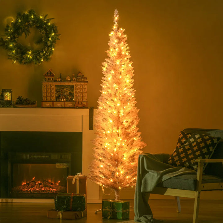 Kleine witte kerstboom met lichtjes