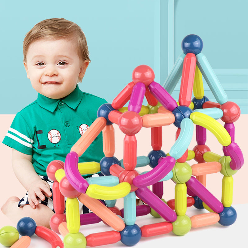 Gekleurde magnetische staafjes en balletjes bouwwerk