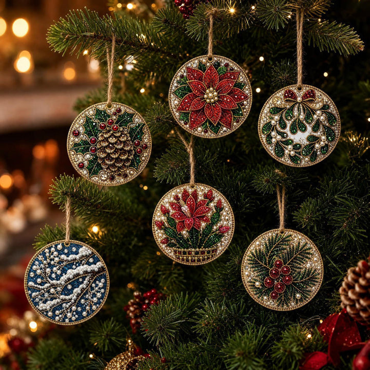 Zes houten kerstballen met diamond painting