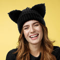 Gebreide muts met kattenoortjes