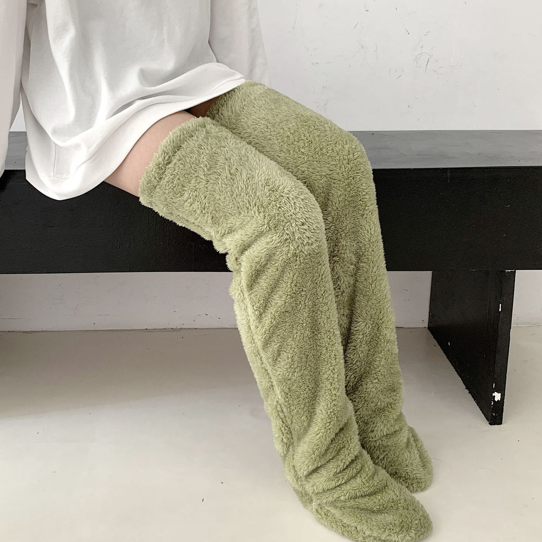 Pluizige lange sokken tot boven de knie