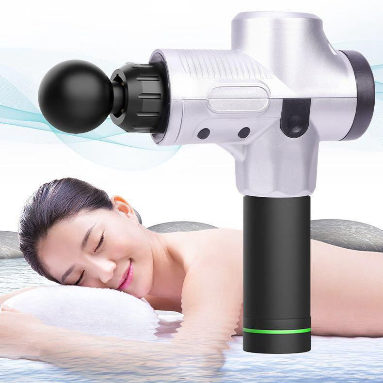 Zwarte massage gun met opzetstukken en koffer