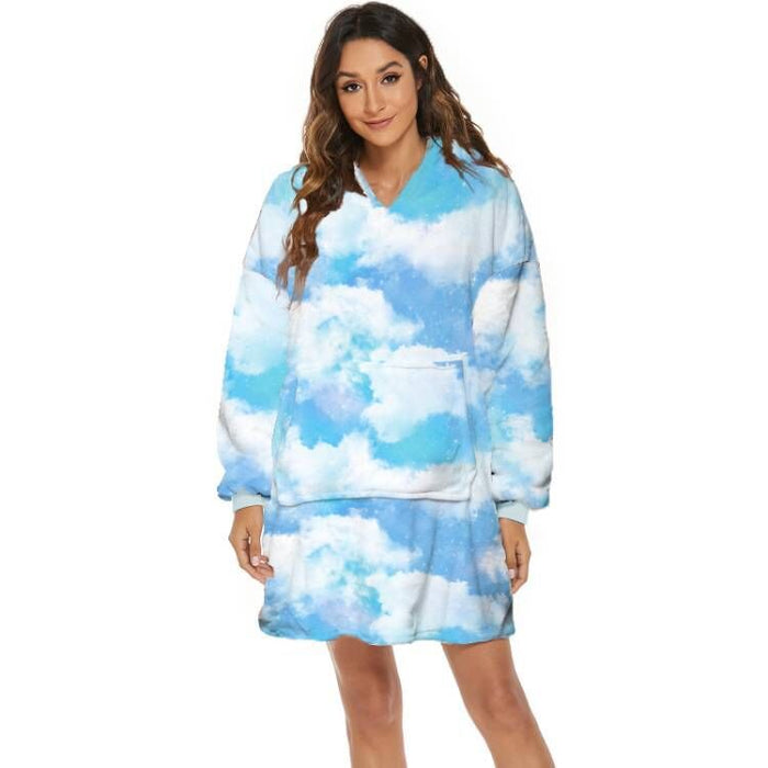Warmtewereld Oversized draagbare deken met capuchon en vrolijke print