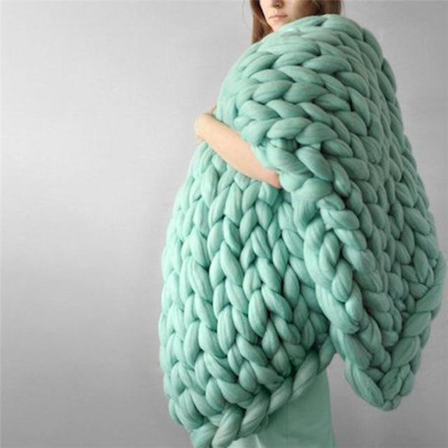 Warmtewereld™ Handgemaakte grofgebreide plaid – zacht en warm voor de bank