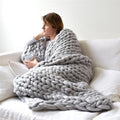 Warmtewereld™ Handgemaakte grofgebreide plaid – zacht en warm voor de bank